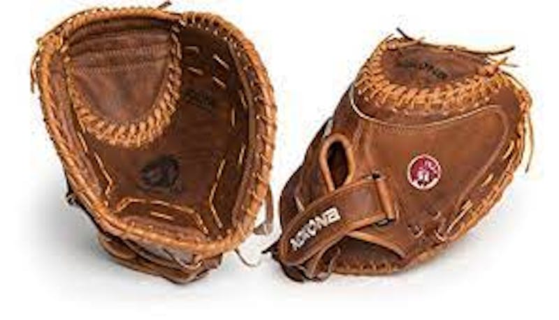 W-V3250 Velcro 32.5 Closed Web Fastpitch Catcher's Mitt - Nokona Ballgloves