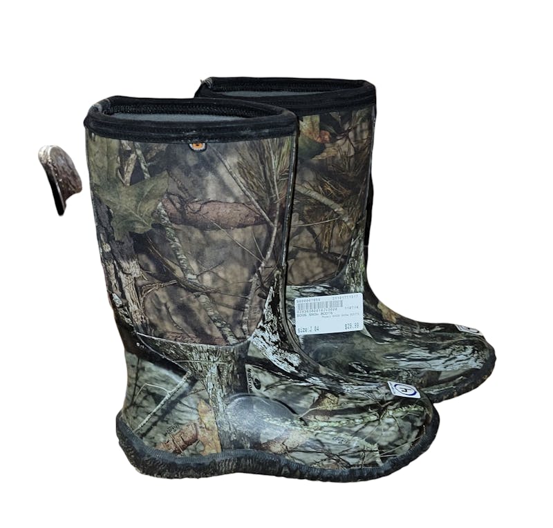 Bogs clearance camo boots