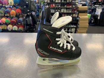 Used Easton Eq10 Youth 08.0 Ice Hockey Skates