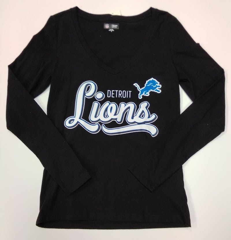 NWT Detroit Lions Women's t-shirt!