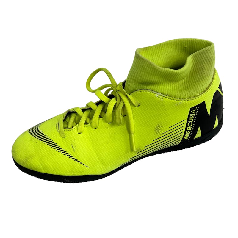 Used Nike 7.5 Indoor Indoor Cleats Soccer Cleats