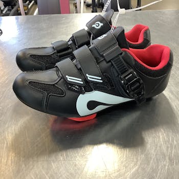 Used deals bike shoes