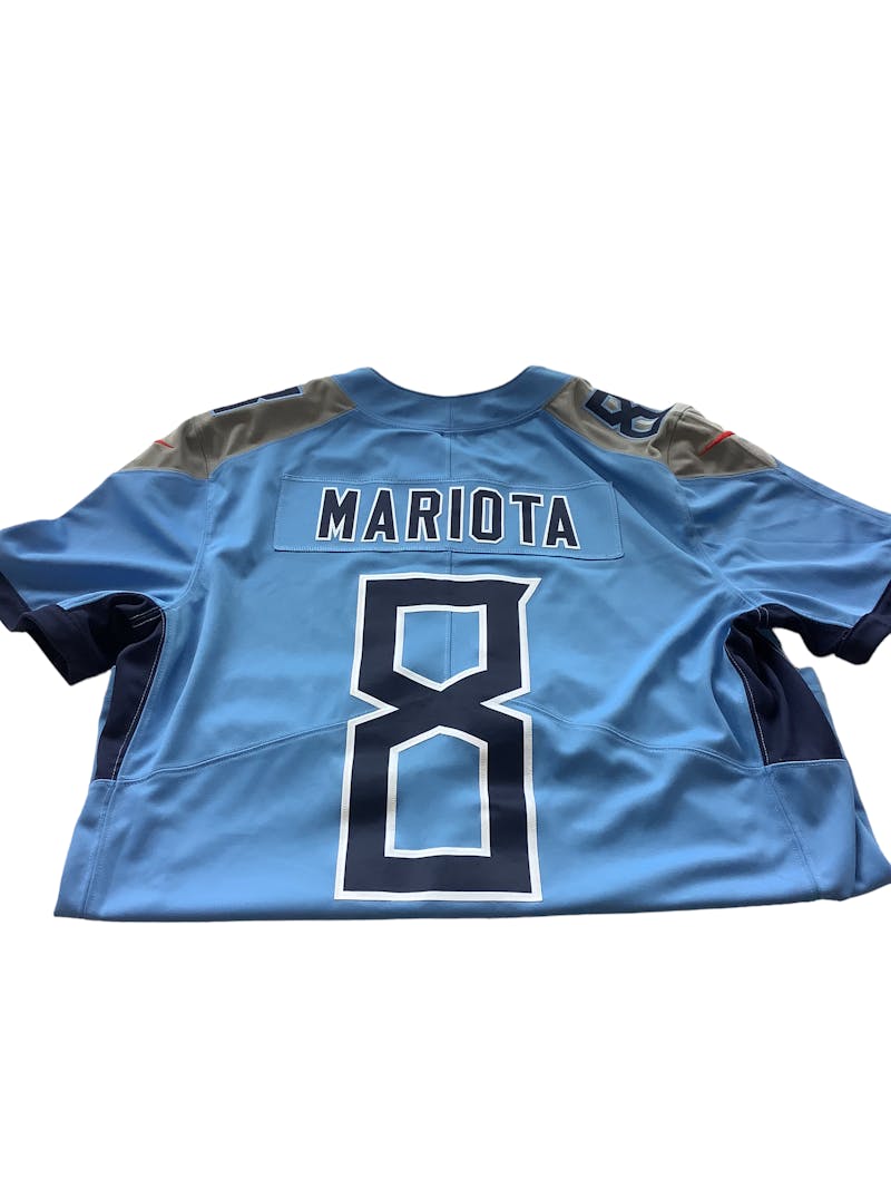 Used Nike TN TITANS NFL MARIOTA JERSEY 8 SR LG LG Athletic Apparel Short  Sleeve Athletic Apparel Short Sleeve