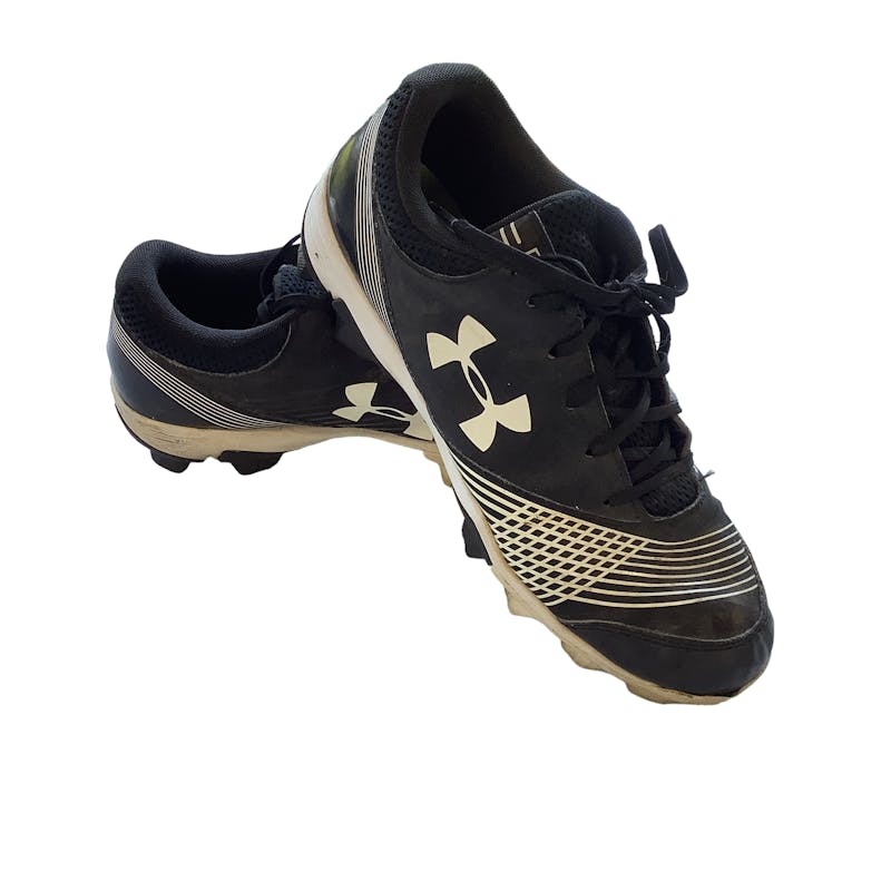 Used Under Armour BASEBALL CLEAT Senior 8.5 Baseball and Softball Cleats  Baseball and Softball Cleats