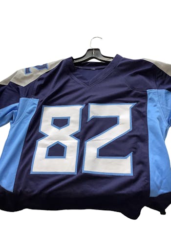 Used Nike NEW ENGLAND PATRIOTS MD Football Tops and Jerseys Football Tops  and Jerseys