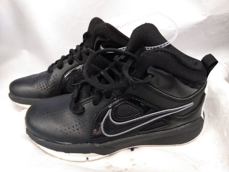 Used Nike Youth 11.0 Basketball / Shoes Basketball / Shoes