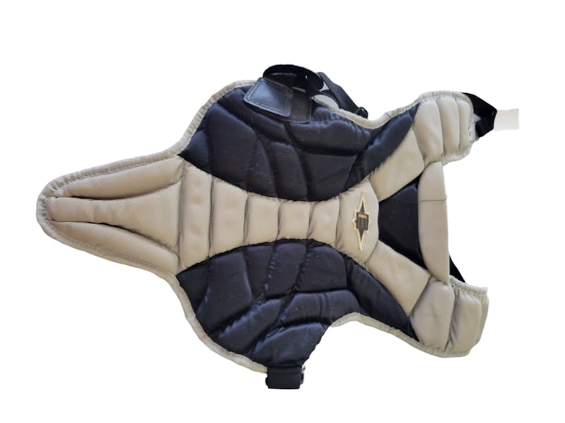 Used BoomBah CHEST PROTECTOR Junior Catcher's Equipment Catcher's