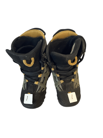 Used Burton MOTO Junior  Boys' Snowboard Boots Boys' Snowboard Boots