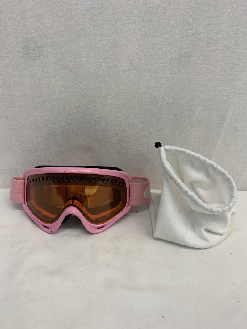 Used Oakley Winter Outerwear / Goggles Winter Outerwear / Goggles