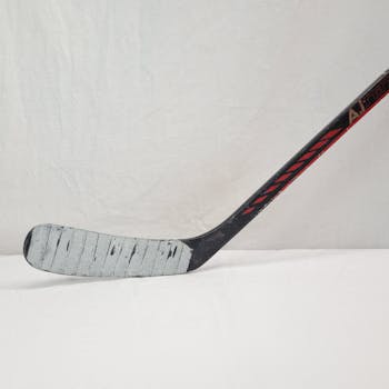 Easton Synergy 40 Grip Hockey Stick Int. 65 Flex