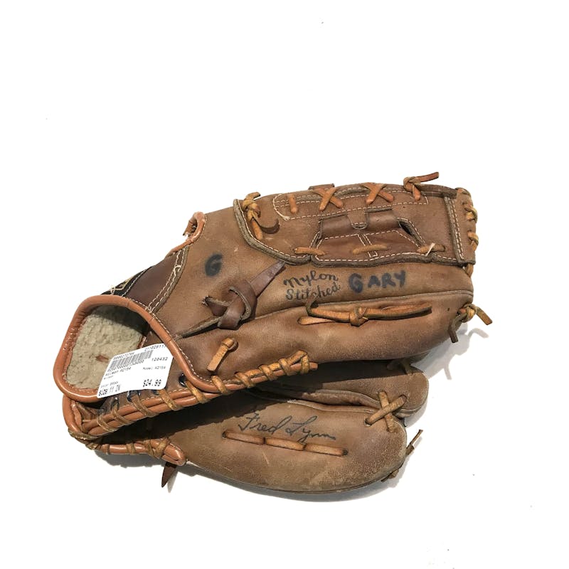 Used Wilson A2154 11" Baseball & / Gloves Baseball & Softball / Fielders