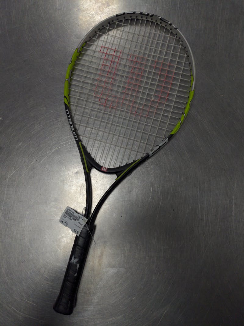 Inleg essay skelet Used Wilson HORNET 27" Racquet Sports / Tennis Racquets Racquet Sports /  Tennis Racquets