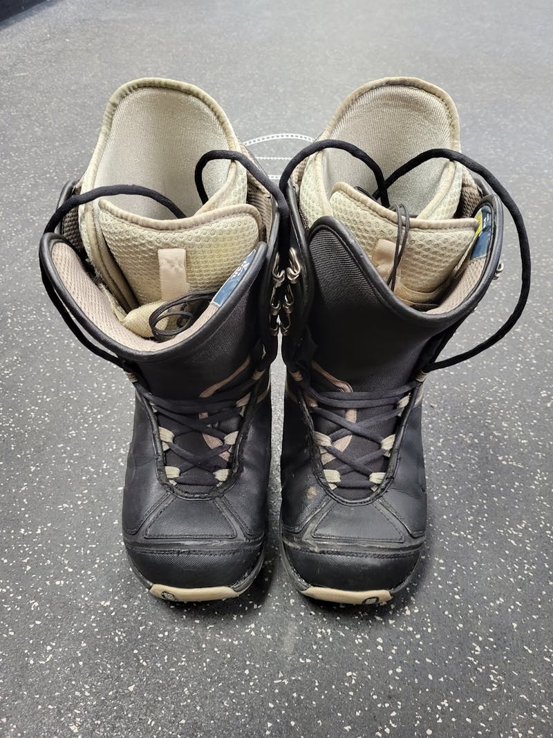 Used Burton MENS HAIL BOOTS Senior 10 Men's Snowboard Boots Snowboard Boots