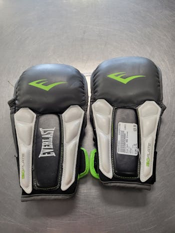 goedkoop Torrent baai Used Everlast L/XL Other Boxing Gloves Boxing Gloves