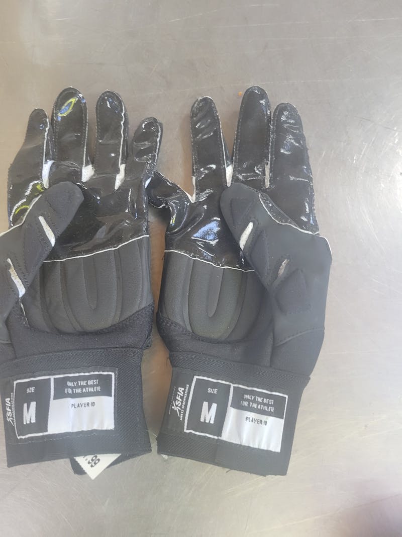 Used Adidas ADULT M RECV GLOVES MD Football Gloves Football Gloves