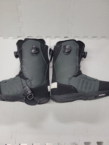 Used Ride DEADBOLT BOA Senior 8 Men's Snowboard Boots Men's