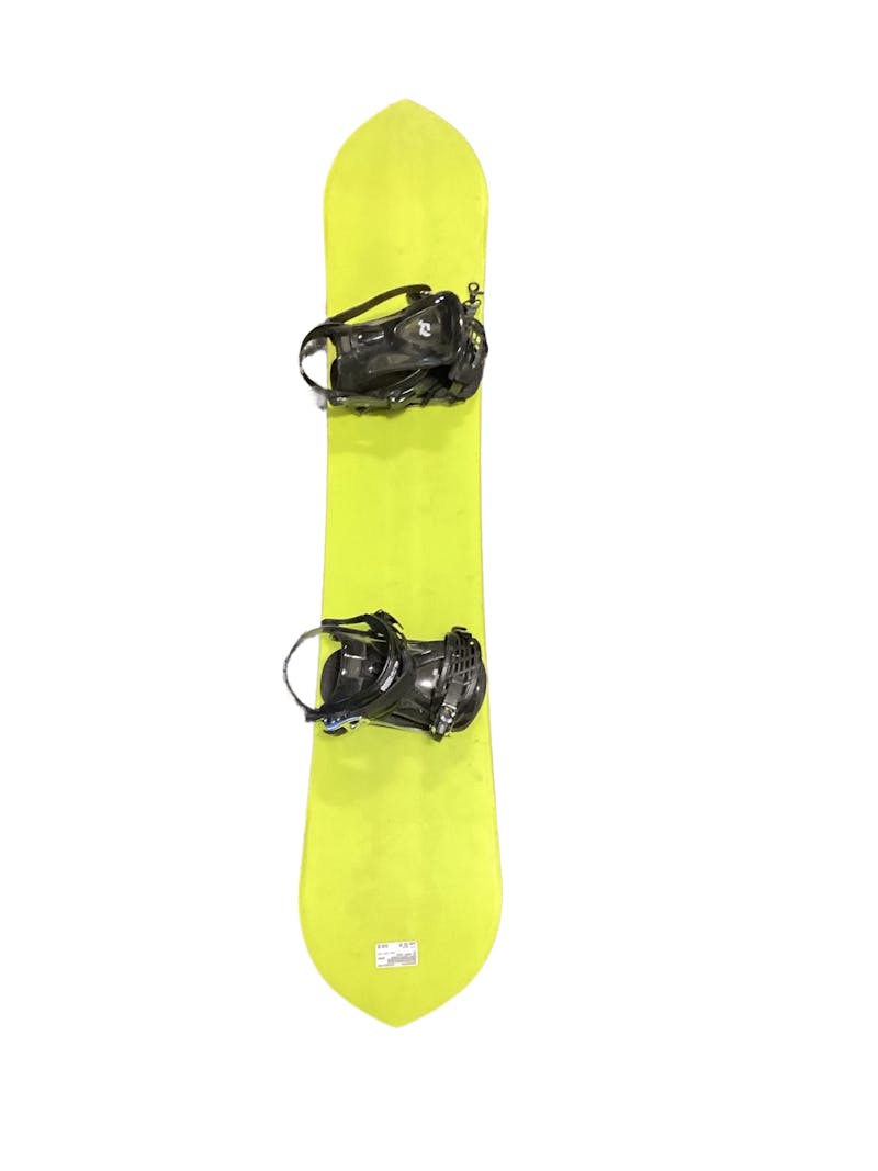 Used K2 HAPPY HOUR 151 cm Men's Snowboard Combo