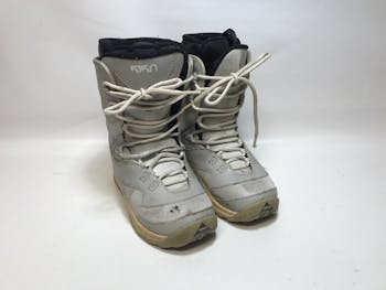 Used 5150 EMPRESS Senior 8 Women s Snowboard Boots Women s