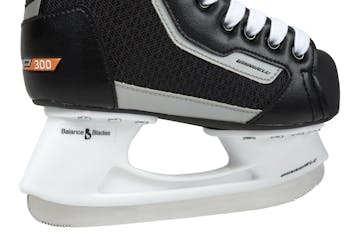 Winnwell AMP300 Hockey Skate Senior 6 