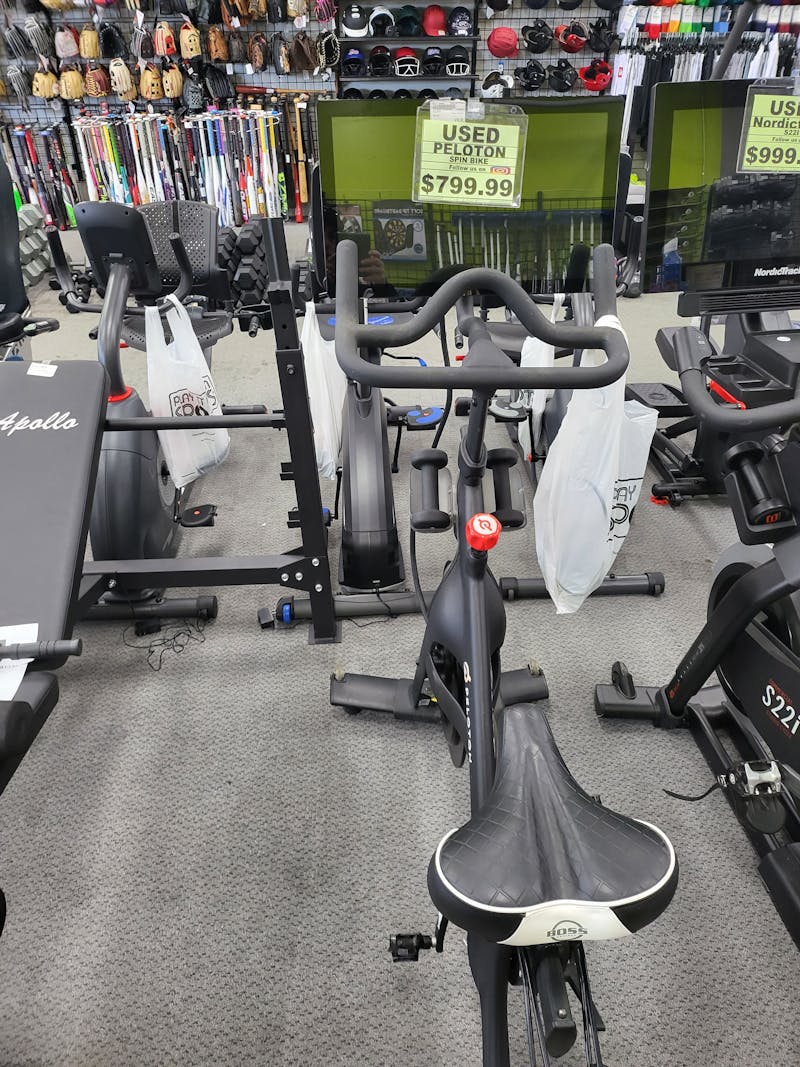 Used PELOTON Manual Stationary Bikes Stationary Bikes