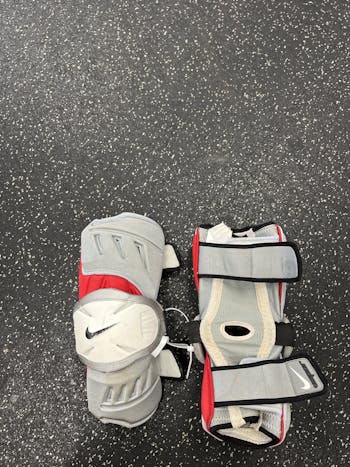 Used Nike VAPOR ARM GUARD MD Lacrosse Arm Pads and Guards Lacrosse Arm Pads  and Guards