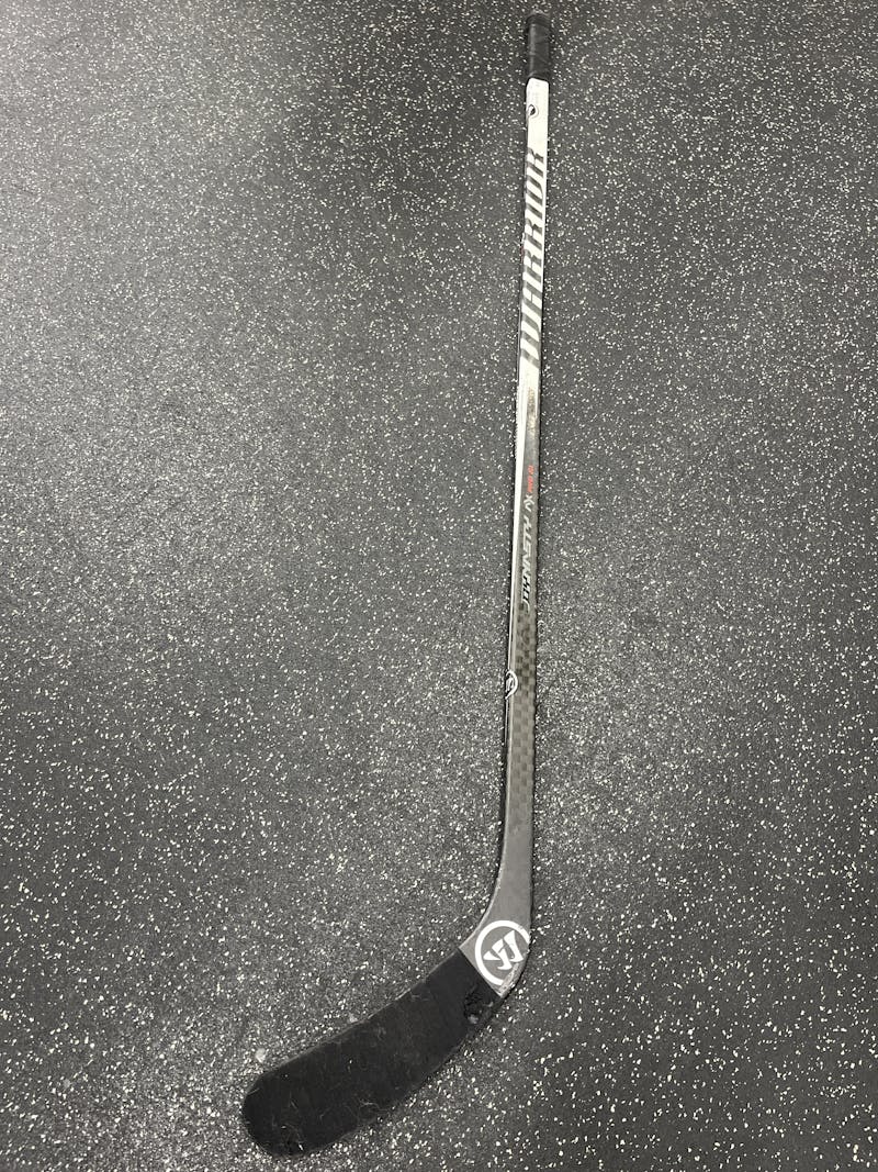 Easton V9E Elite Grip Composite Stick - Junior