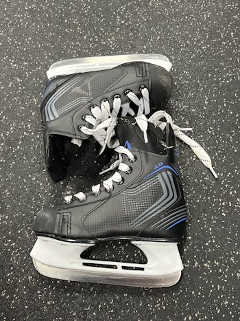 Easton Synergy EQ50 size 5 D US shoe 6 1/2 Razor Blade Ice Hockey Skates  VGUC