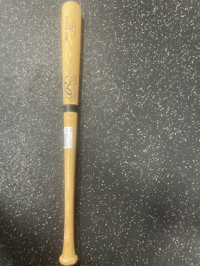 Used Louisville Slugger MLB 28 Wood Bats