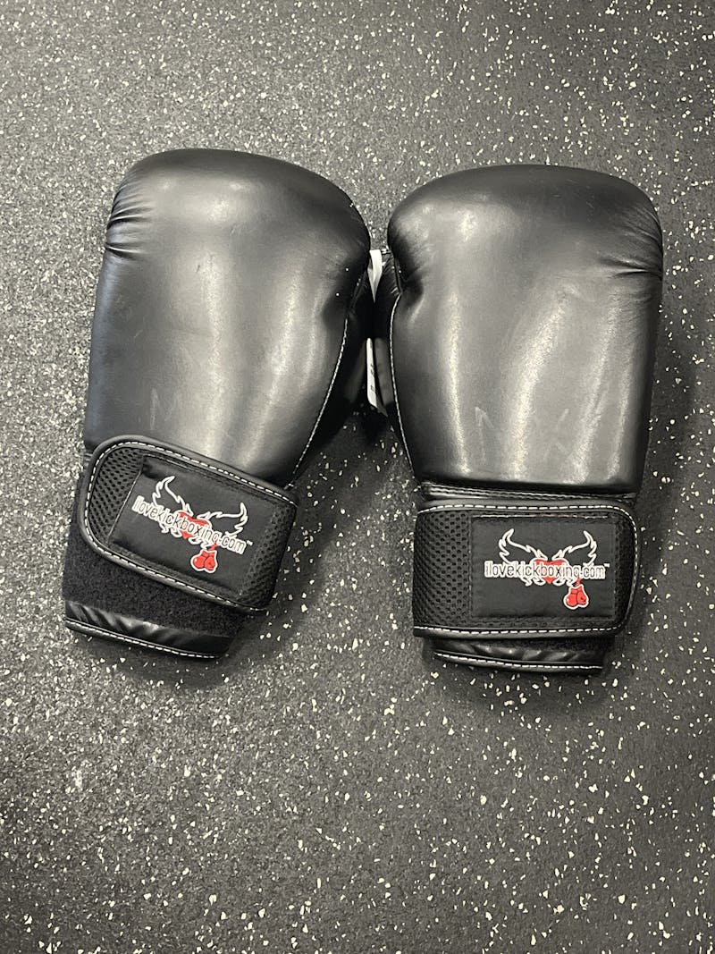 BOXING GLOVES & WRAPS – Century Kickboxing