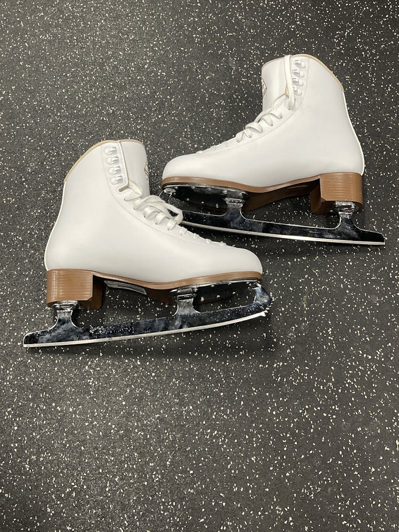 Jackson Women's Mystique Ice Figure Skates