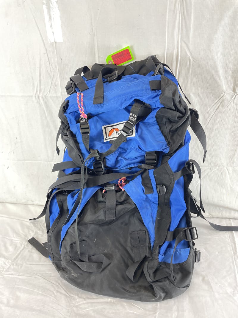 Used LOWE ALPINE SYSTEMS CONTOUR III Backpack