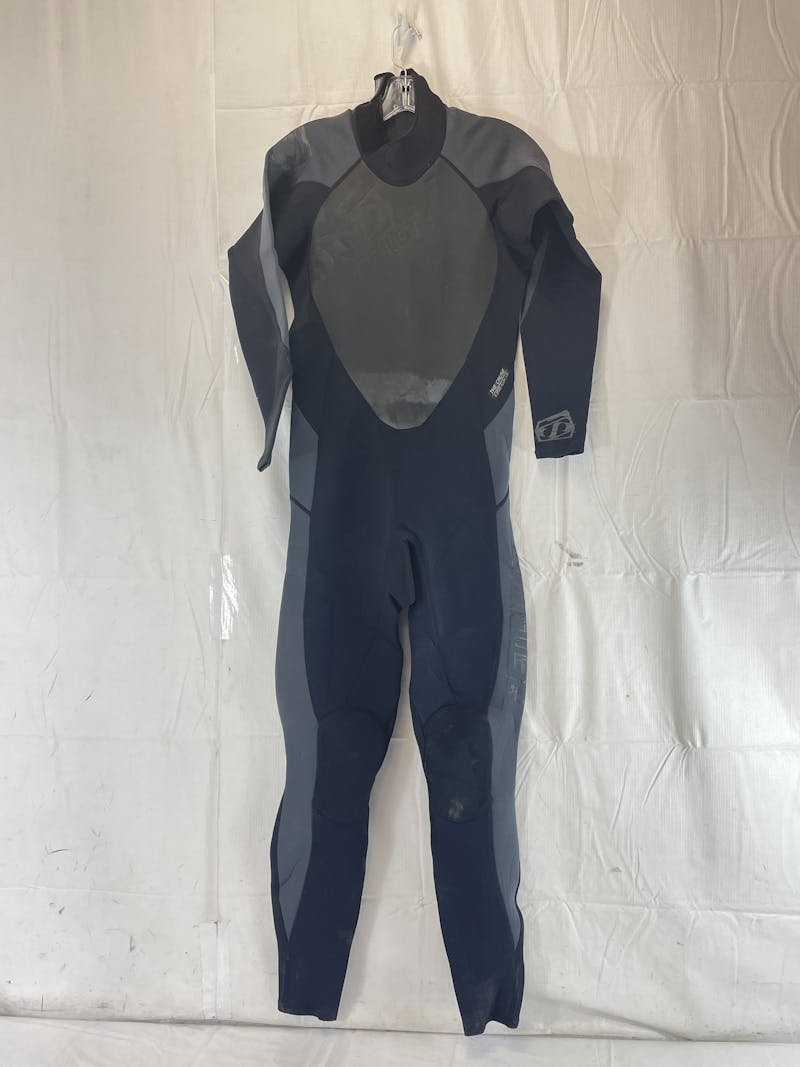 Used Jet Pilot The Cause 3/2mm Mens LG Fullsuit / Wetsuit