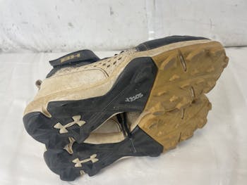 Under Armour Harper 6 Youth Mid Molded Baseball Cleats 3024325