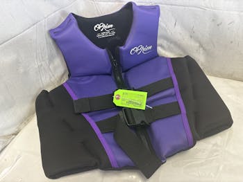 Play It Again Sports - La Mesa, CA - Used buy of the day! Ogio Flight Vest  Stealth 51310103 riding vest in Like new condition $69.99. Compare at  $129.99. Comes with 100oz