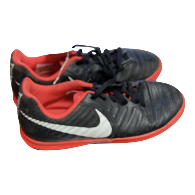 Used Nike Junior 03 Soccer Indoor Cleats