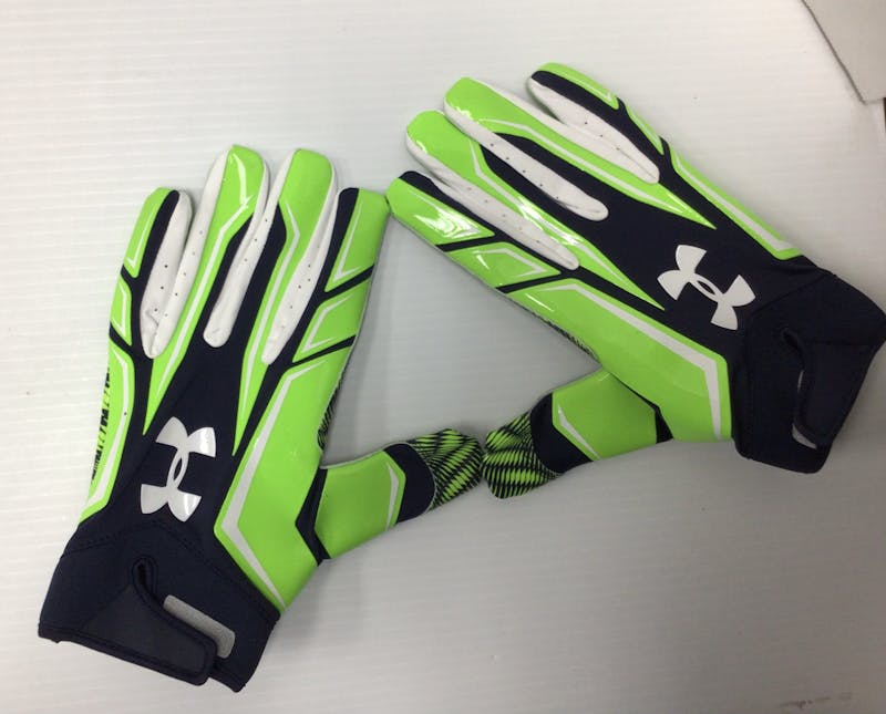 Used Under Armour UA GLOVES 4X Receiver Football / Gloves Football / Gloves