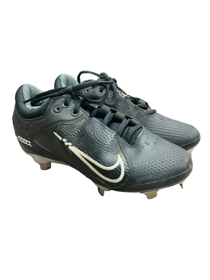 Used Nike TROUT CLEATS Senior 9.5 Baseball and Softball Cleats