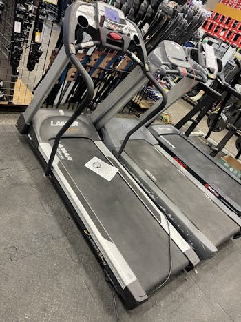 Used EPIC 550 Treadmills Treadmills