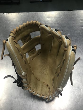 Used 44 PRO 11 1/2 Fielders Gloves