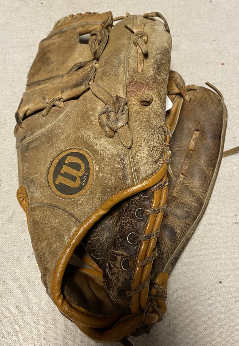 VINTAGE Wilson A9820 Softball Glove Mitt Fieldmaster Grip-tite Made USA  1960s