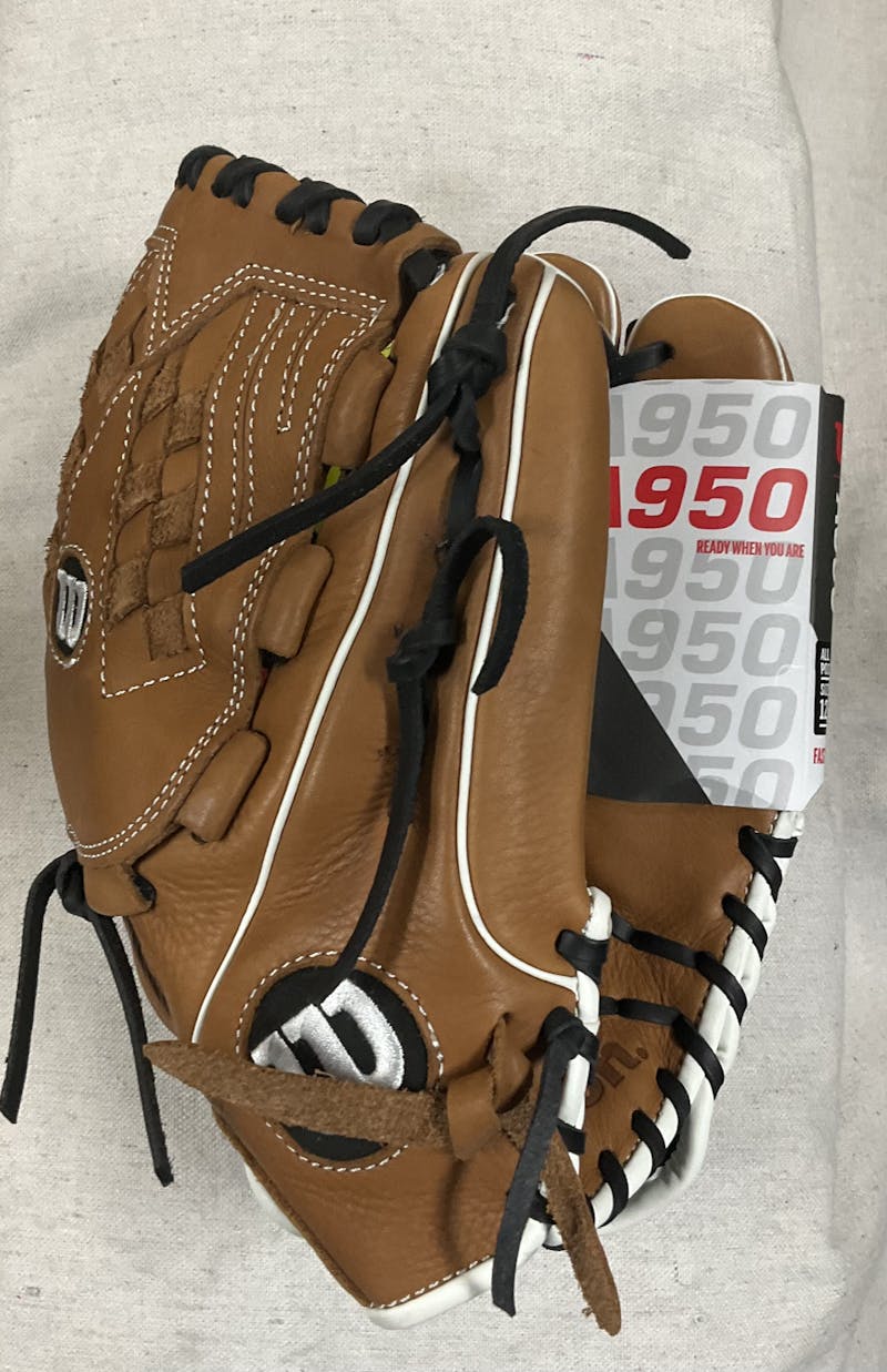 Wilson AO9R520D125 12 1/2 Baseball & Softball / Fielders Gloves