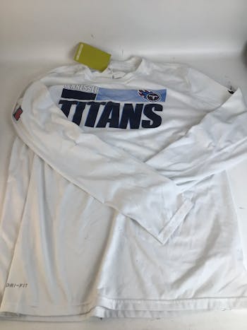 Used Nike TENNESSEE TITANS LONG SLEEVE LG LG Athletic Apparel Long Sleeve  Athletic Apparel Long Sleeve