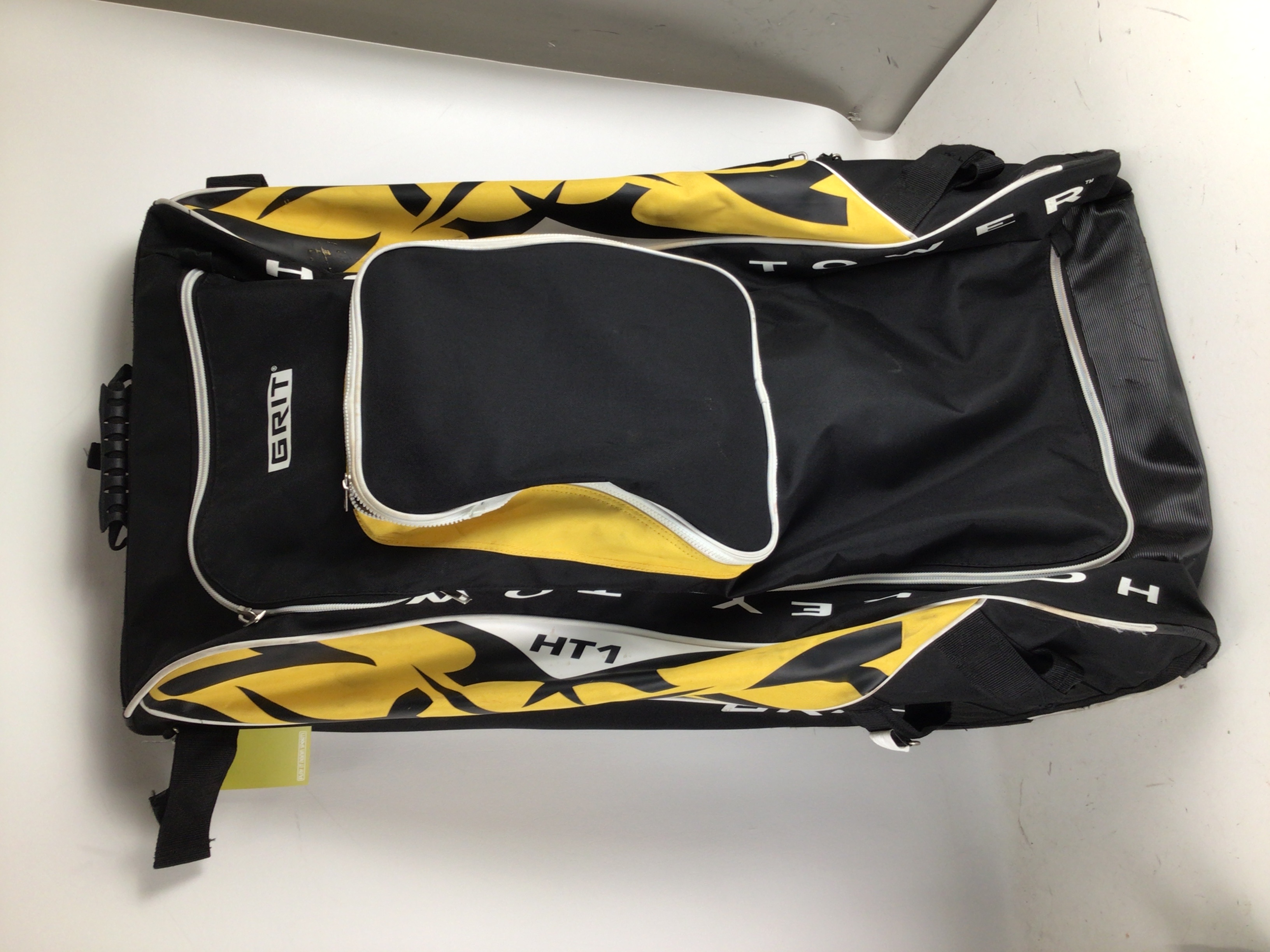 Used Grit HT1 36 IN SR WHEELED HOCKEY BAG TOWER Hockey Equipment Bags Hockey Equipment Bags