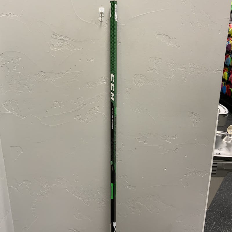 Used Easton SYNERGY SBT 85 Flex Pattern E28 Senior One Piece Sticks Senior  One Piece Sticks