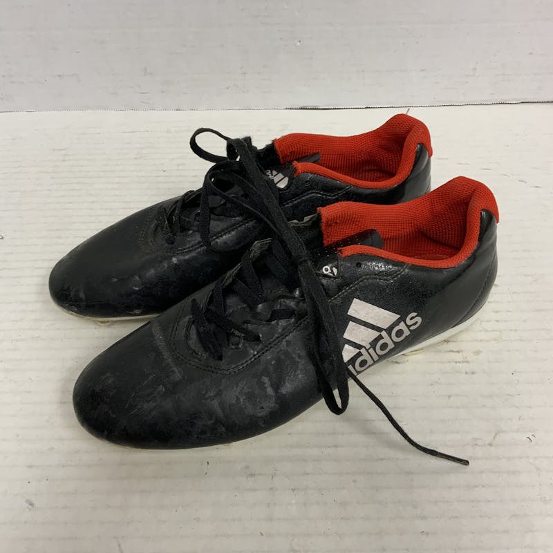 Used soccer store shoes near me