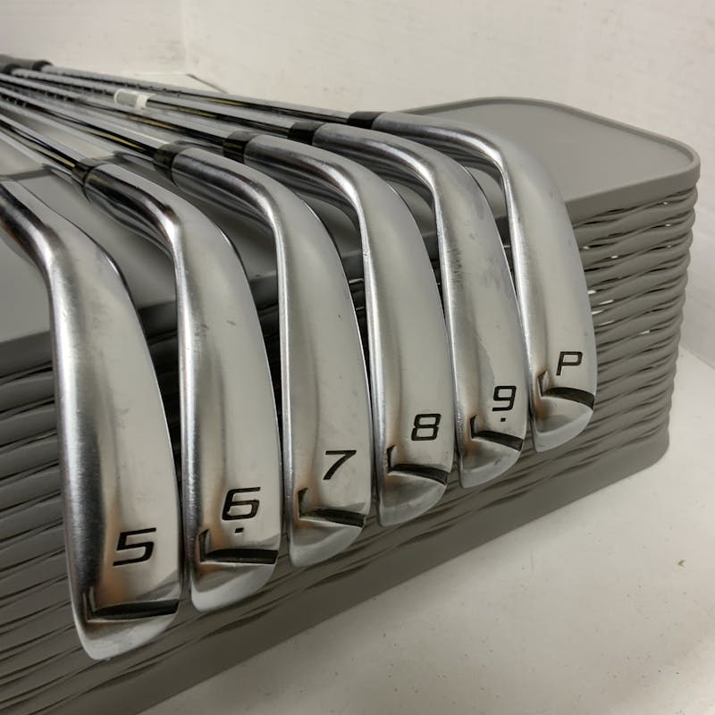 Used Bridgestone J15 5I-PW Regular Flex Steel Shaft Iron Sets Iron