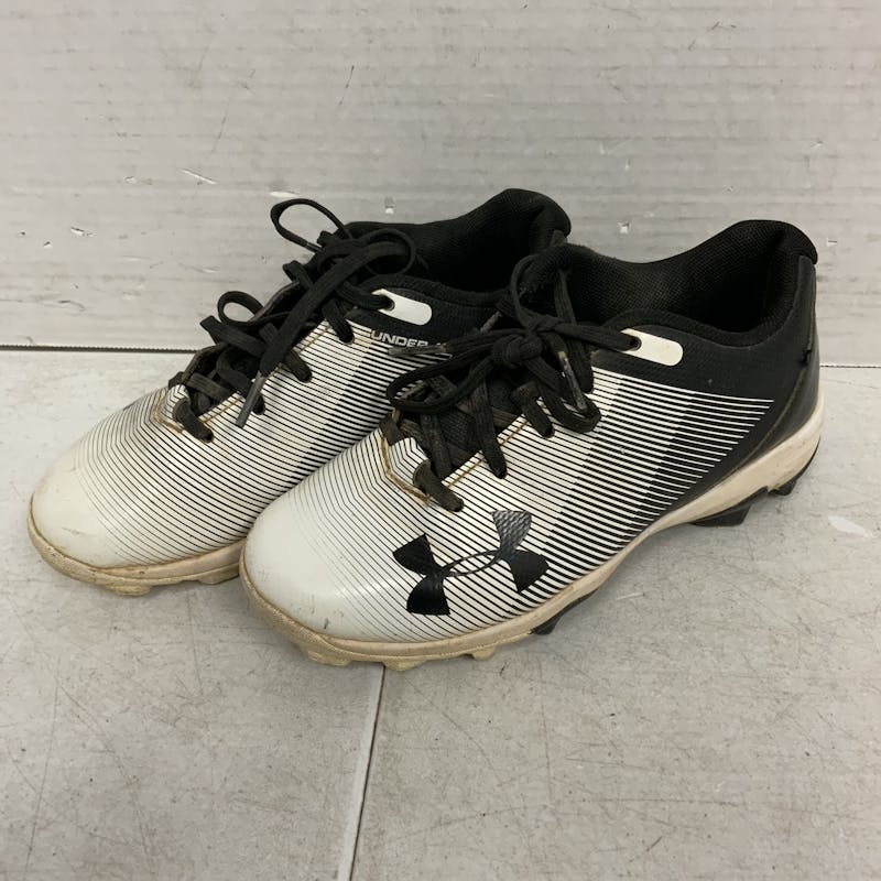 Used Under Armour Youth 13.0 Baseball and Softball Cleats