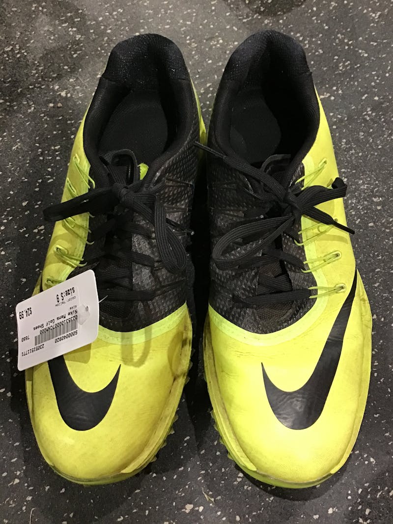 Neon yellow and black nike outlet shoes