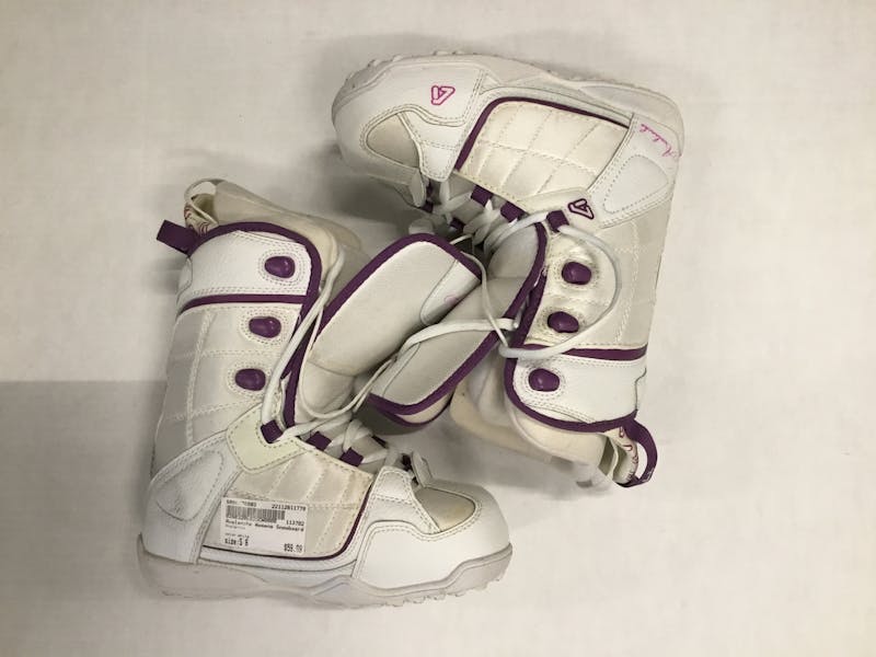 Used Avalanche Senior 6 Women's Snowboard Boots Women's Snowboard Boots