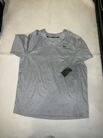 Used Nike 3/4 SLEEVE SM Baseball and Softball Tops Baseball and